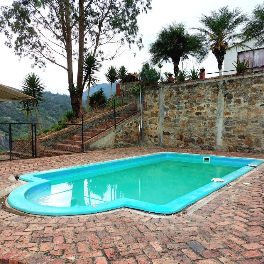 Hotel Mirador San Nicolas Ubaque エクステリア 写真